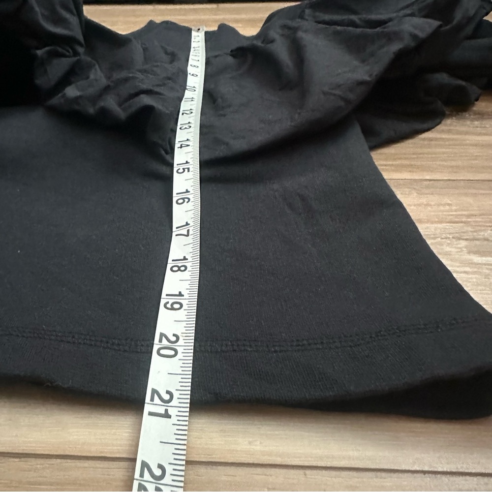 🖤 Zara Black Ruffle Sweater Blouse Size Medium - Picture 7 of 7